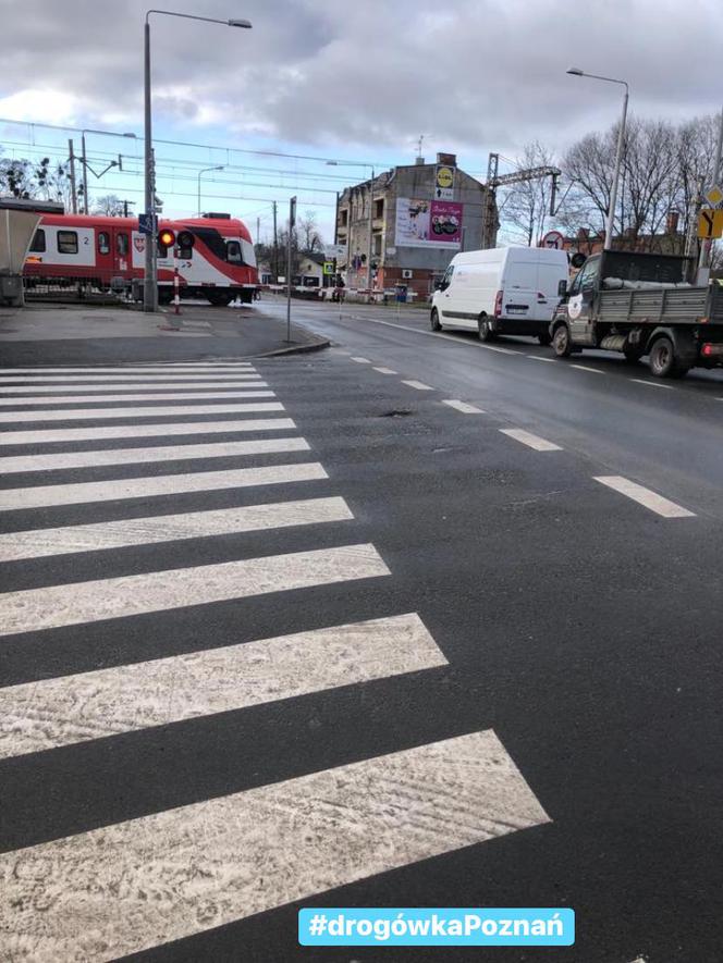 Policjanci kontrolowali przejazdy kolejowe. Kilku poznaniaków otrzymało 2 tysiące mandatu!