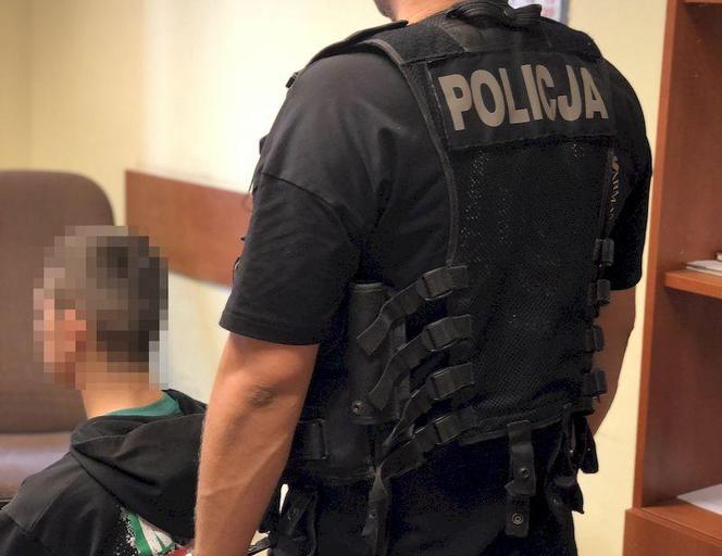 Policjanci ze Słupska zatrzymali sprawców rozboju. Najmłodszy ma 14 lat