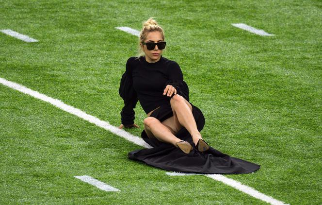 Lady Gaga - sesja na stadionie