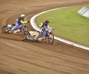PRES Grupa Deweloperska Toruń - Bayersystem GKM Grudziądz, zdjęcia Motoareny. Fotorelacja z trybun i toru