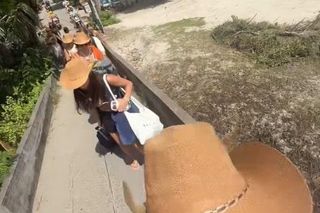 Julia Wieniawa i żona Marcina Prokopa szaleją na Bali. Spodziewaliście się takiej przyjaźni?