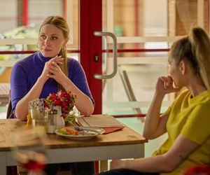 Na Wspólnej odc. 4045. Kasia (Julia Chatys), Daria (Patrycja Topajew)