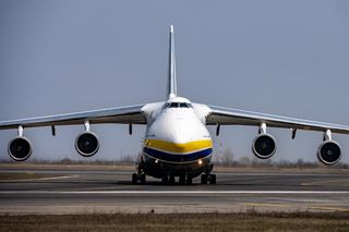 Transportowy kolos nad stolicą Ukrainy. Antonow ujawnia kulisy ewakuacji An-124