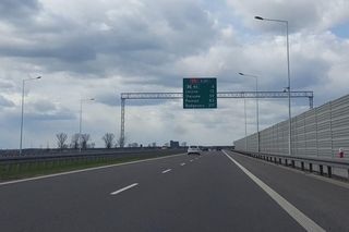 ​Tragedia na S5 koło Leszna. Na ruchliwej drodze umarł kierowca