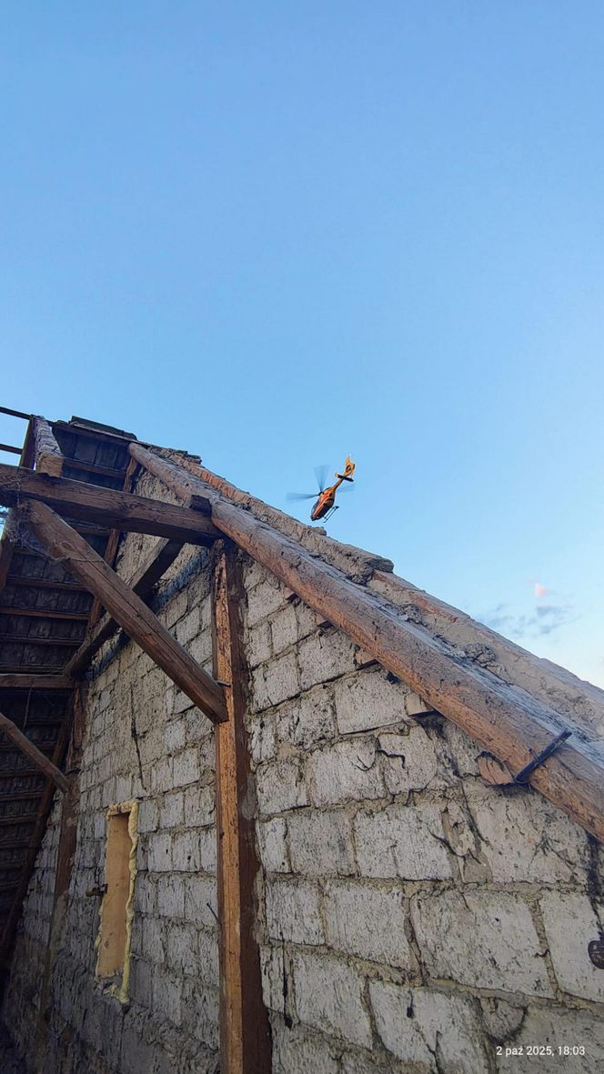 Jadowniki. Śmiertelny wypadek w czasie prac remontowo-rozbiórkowych. Komin osunął się na 26-latka