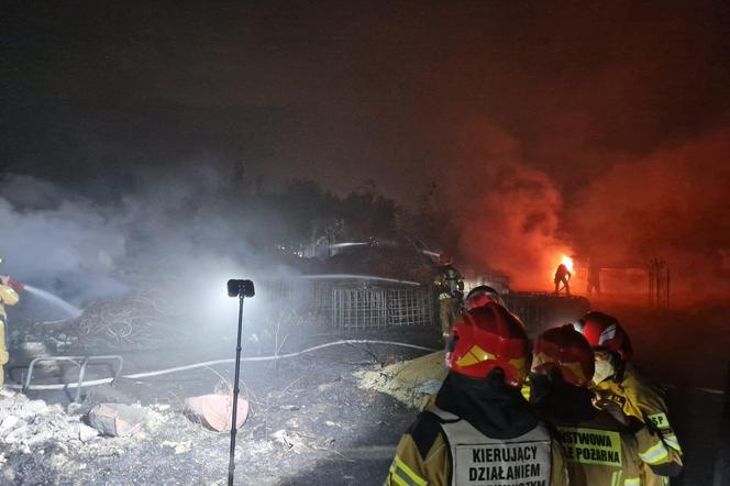 Gigantyczny pożar w Zabrzu. Paliły się niebezpieczne odpady