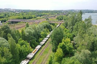 Nowy plac Zawiszy przyjechał do Warszawy w częściach