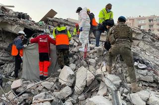 4-latka spędziła pod gruzami aż 9 dni. Pomogli jej ratownicy z woj. łódzkiego