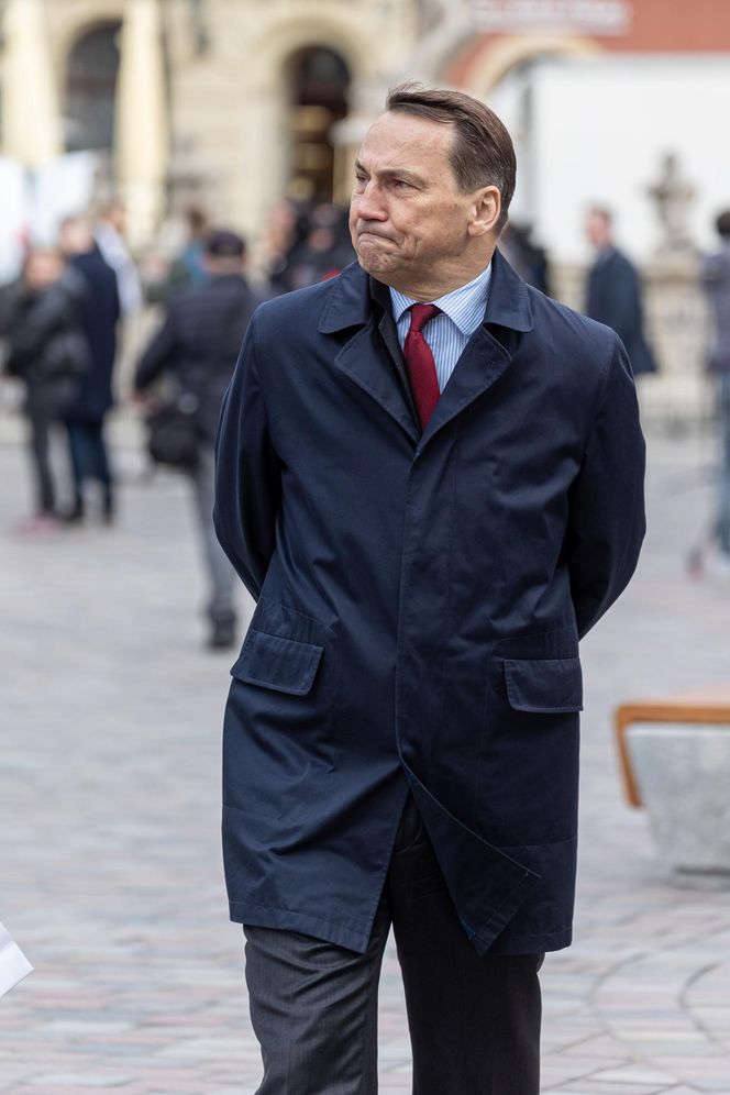 Tak się stroi Radosław Sikorski 