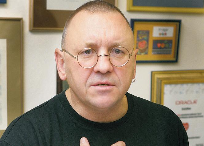 Sprzęt od Owsiaka 8 lat w pudle!