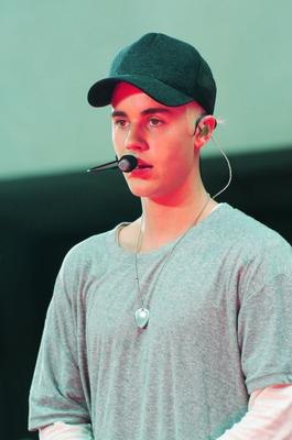 Justin Bieber oddał pierwsze miejsce na liście singli na cele charytatywne