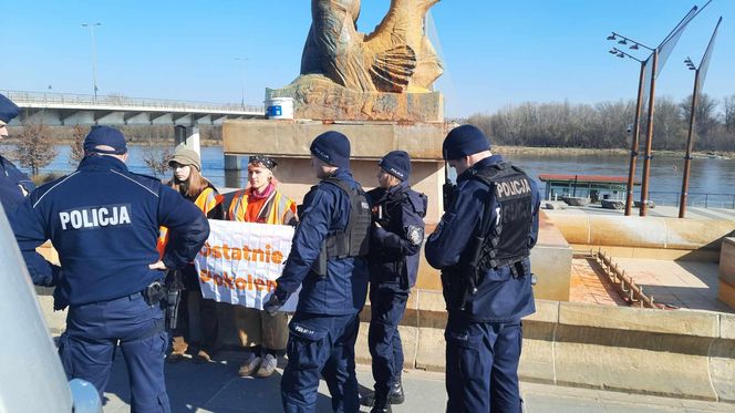 Akcja aktywistów klimatycznych w Warszawie 