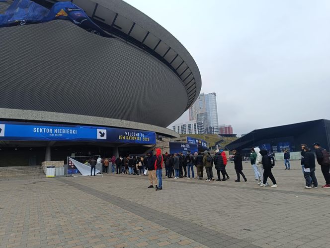 Ruszyły targi IEM Expo w Katowicach. Kolejki przed wejściem do MCK