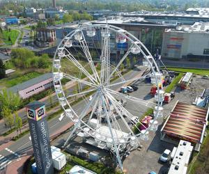 Wesołe miasteczko stanęło przed Galerią Jurajską w Częstochowie 