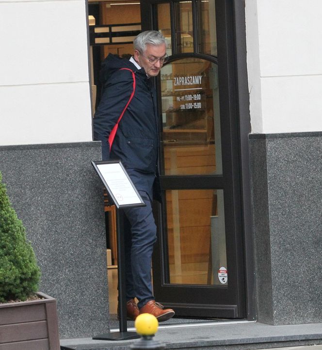 Robert Biedroń kupił okulary