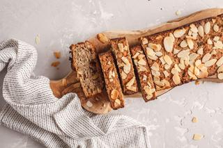 Przepis na chleb z mąki migdałowej. Pyszny i prawie bez kalorii 