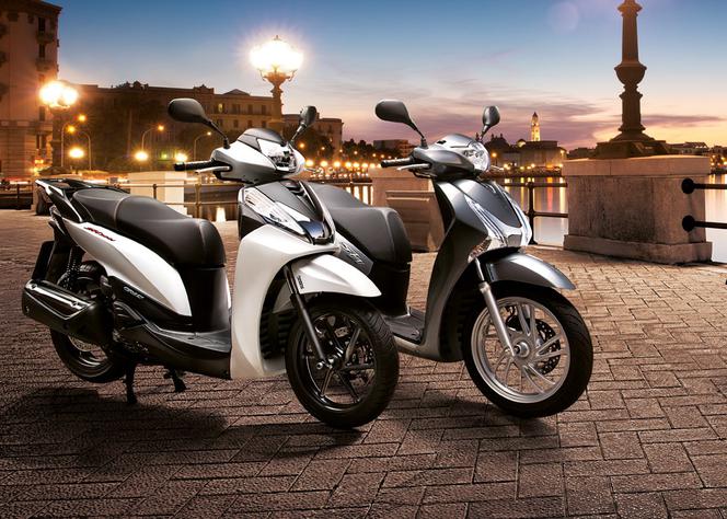 Honda SH Mode 125, cena 12 500 zł, moc 11,5 KM przy 8500 obr./min.