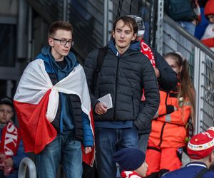 Kibice na meczu Polska -Nowa Zelandia na Stadionie Śląskim