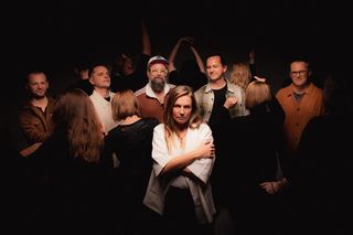 Mikromusic wraca po 5 latach z nową płytą! Już teraz posłuchaj Nie umiem tańczyć
