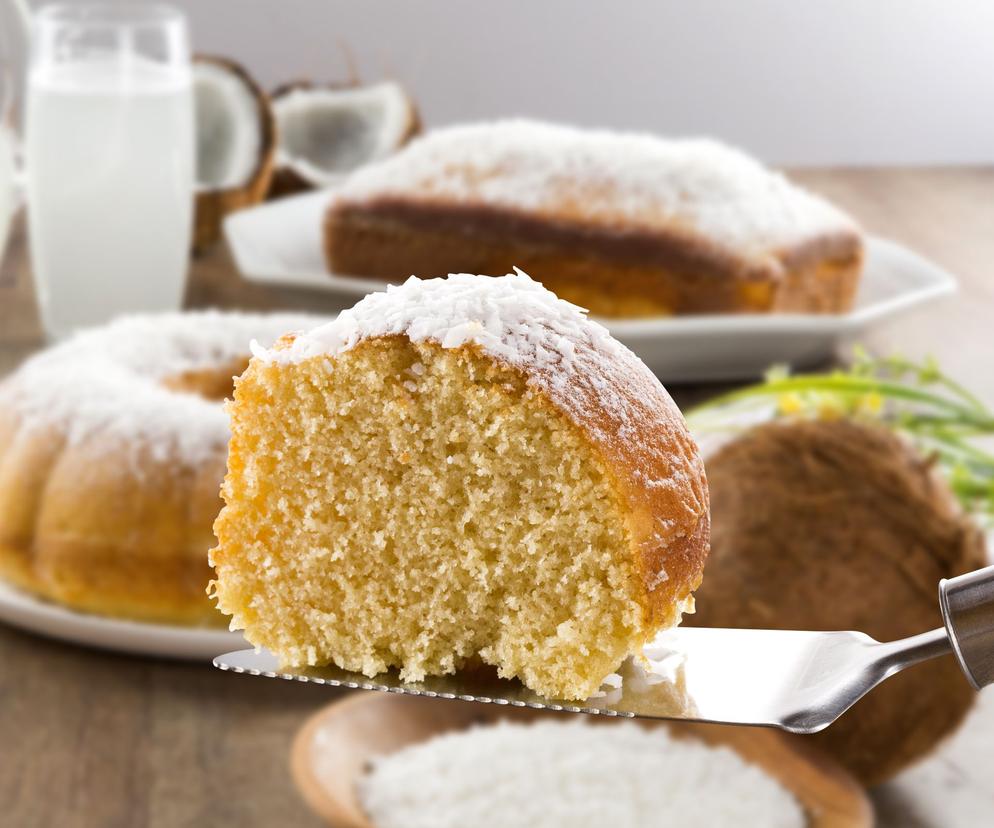 Najłatwiejsze ciasto kokosowe - idealne na środek tygodnia 