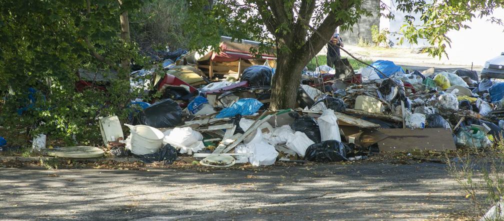 Mieszkańcy Himalajskiej toną w śmieciach