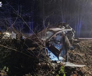 wypadek i pożar auta na obrzeżach Lublina