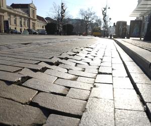 Nawierzchnia na Krakowskim Przedmieściu w Warszawie