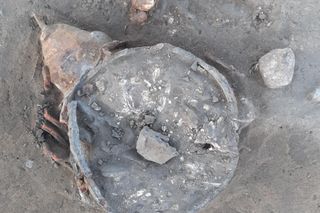 Skarby z kartofliska. Kilka dni temu kopali tu ziemniaki, a teraz odkryto cmentarzysko sprzed 2000 lat