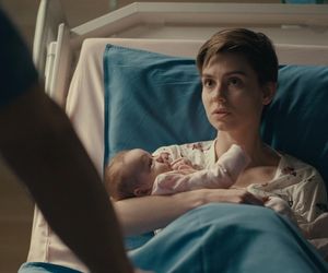 	Na dobre i na złe odc. 959 finał sezonu. Blanka (Pola Gonciarz), jej córka Nina (Michalina Grot), Krzysztof Radwan (Mateusz Damięcki)