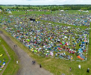 Ewakuacja na Polach Lednickich. Burza przerwała spotkanie młodych 