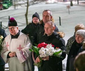 Uroczystości rocznicowe odbyły się w Kościele pw. Przemienienia Pańskiego i pod Pomnikiem Pamięci Powstańców Styczniowych na Placu Narutowicza