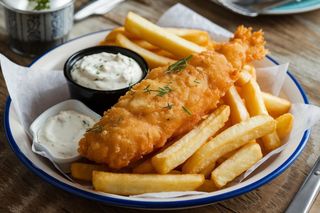 Szkodliwa ryba zakazana na świecie. Polacy jedzą ją na potęgę i nie wiedzą, jak sobie szkodzą