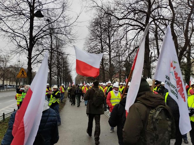 Protest rolników w Warszawie i na obrzeżach miasta 