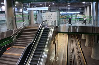 Peron 3. linii metra na stacji M2 Stadion Narodowy w Warszawie