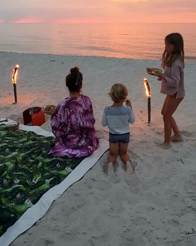 Anna Mucha i jej dzieci - Stefania i Teodor - na wakacjach 