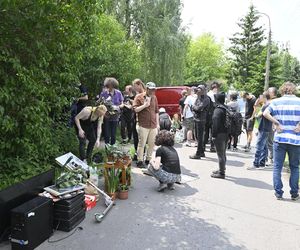 Policja na Osiedlu Przyjaźń w Warszawie 