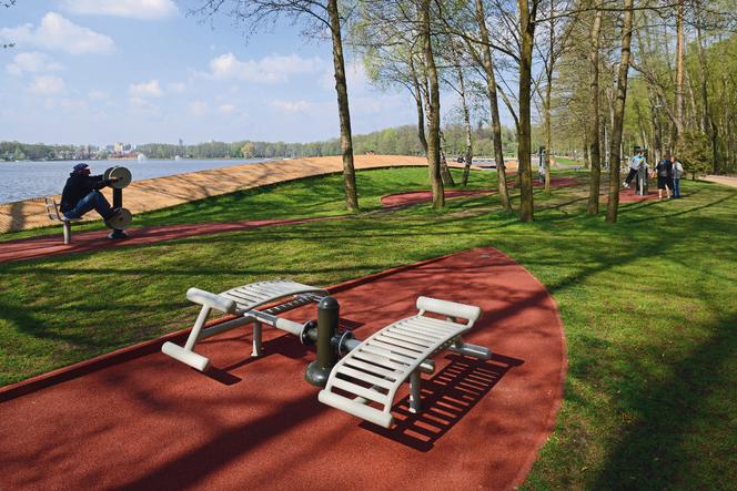 Nad jeziorem Paprocany