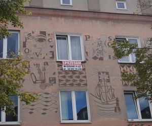 Sgraffito w Białymstoku. Zabytkowe pra-murale rodem z PRL-u