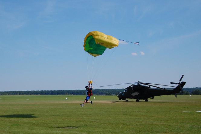 Skydive Chełm: Oderwij się od ziemi i wyskocz!