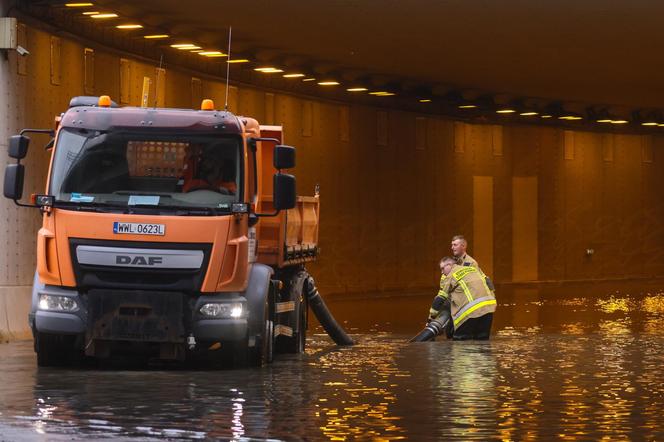 Warszawa zalana po burzy