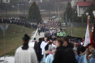 Ostatnie pożegnanie księdza Piotra Pławeckiego