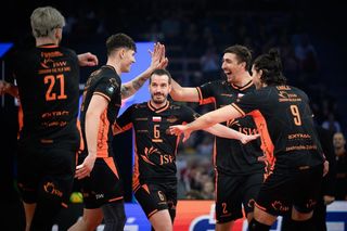 Tomasz Fornal i spółka z medalem pocieszenia! Jastrzębski Węgiel rozbił Halkbank Ankara, nie brakowało kontrowersji