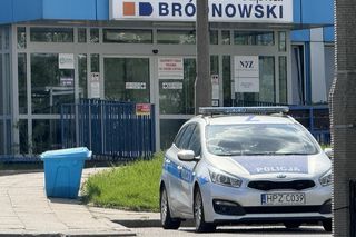 Kolizja na szpitalnym parkingu w Warszawie. Alkomat oszalał! Kierująca miała prawie 4 promile 