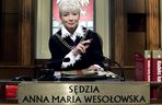 Pamiętacie sędzię Annę Marię Wesołowską? Tak dziś wygląda gwiazda telewizji. Aż trudno uwierzyć, że ma 71 lat!