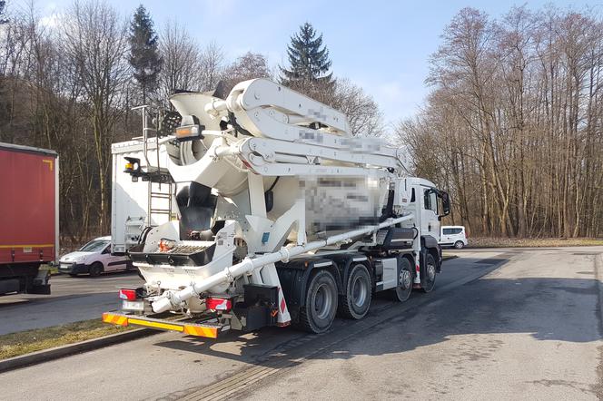 Kilka ton betonu za dużo i słona kara dla przewoźnika