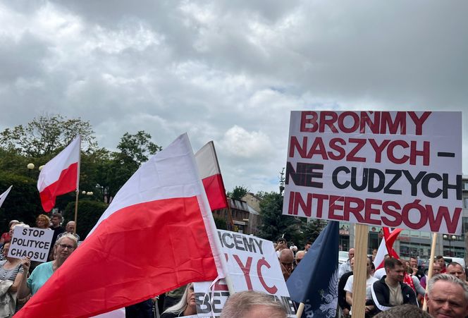 Protest Konfederacji w Siedlcach zgromadził ok. 600 osób