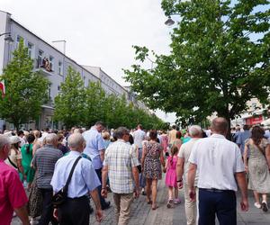 Boże Ciało 2024. Tłumy wiernych przeszły w procesji ulicami Białegostoku