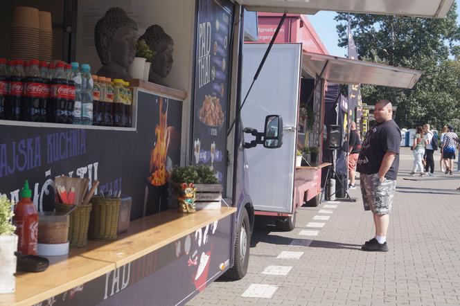 Food Truck Festivals 2023 w Bydgoszczy. Wyjątkowe restauracje zaparkowały pod Torbydem [ZDJĘCIA]