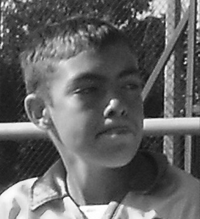 Zginęli pod lodem o świcie