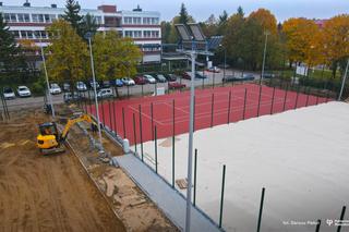 Widoczne postępy prac na Politechnice Białostockiej. Powstaje kompleks kortów i boisk. Zobacz zdjęcia